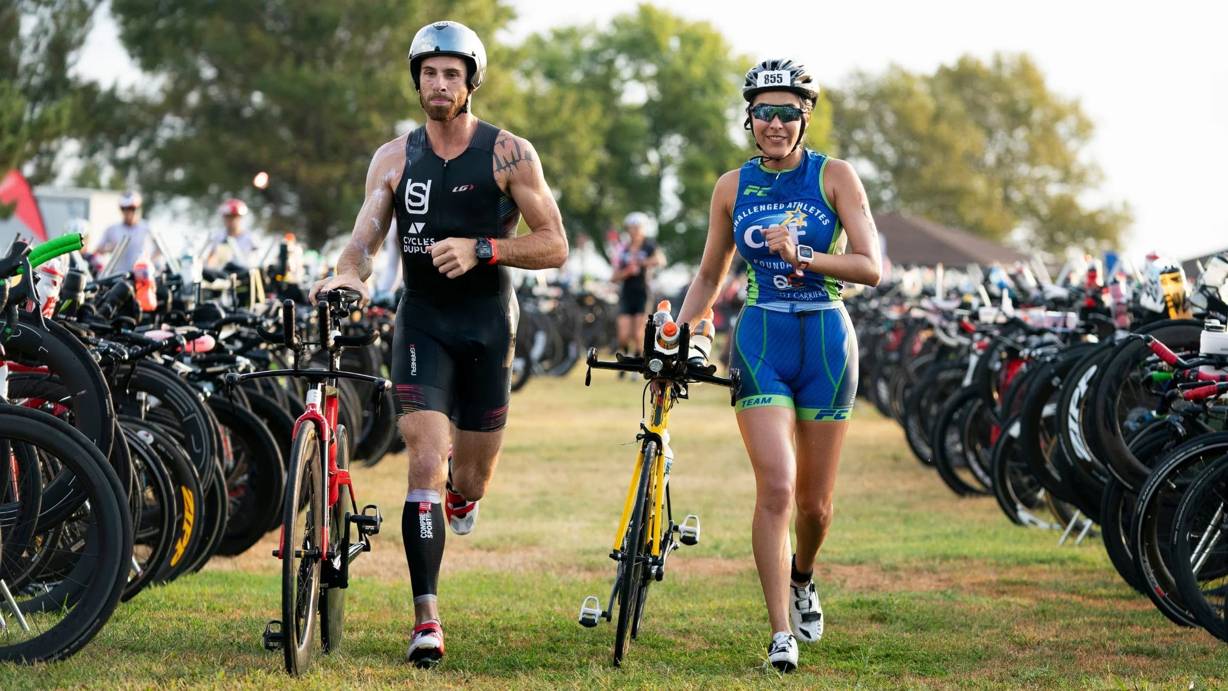 guy and girl during a triathlon